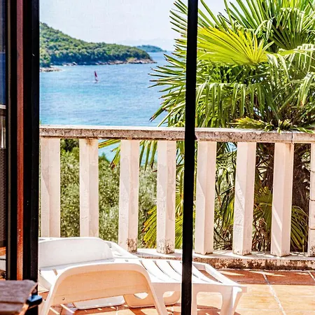 Awesome In Zrnovo, *