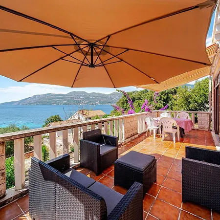 Apartman Awesome In Zrnovo, *